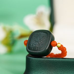 和田玉扎基拉姆戒指